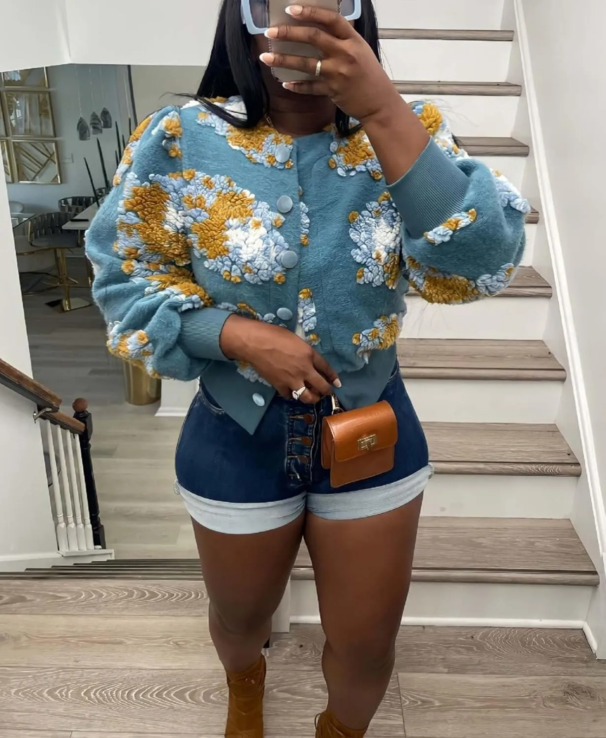 Aimiray Women's Cropped Floral Print Jacket Long Sleeve Fleece Warm Bomber Jacket Lightweight Button Varsity Coats