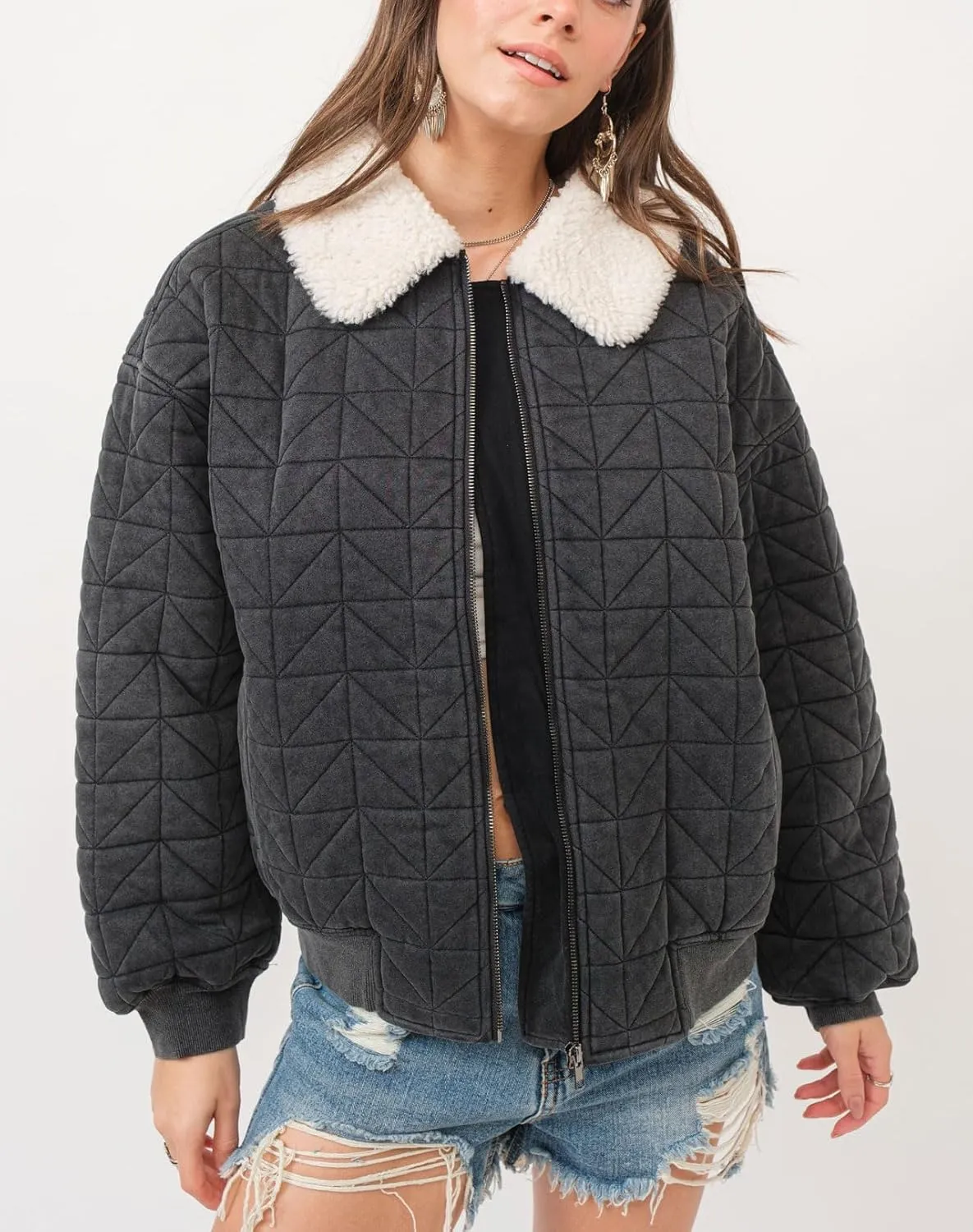chouyatou Women's Winter Fur Collar Lightweight Quilted Jacket Bomber Zip Oversized Down Puffer Jacket