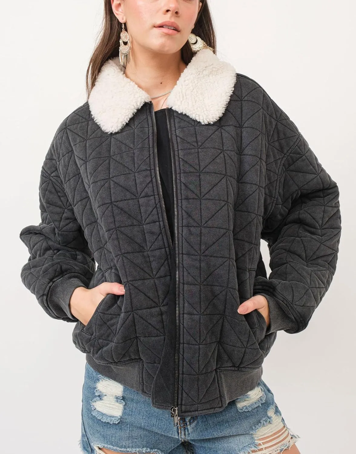 chouyatou Women's Winter Fur Collar Lightweight Quilted Jacket Bomber Zip Oversized Down Puffer Jacket