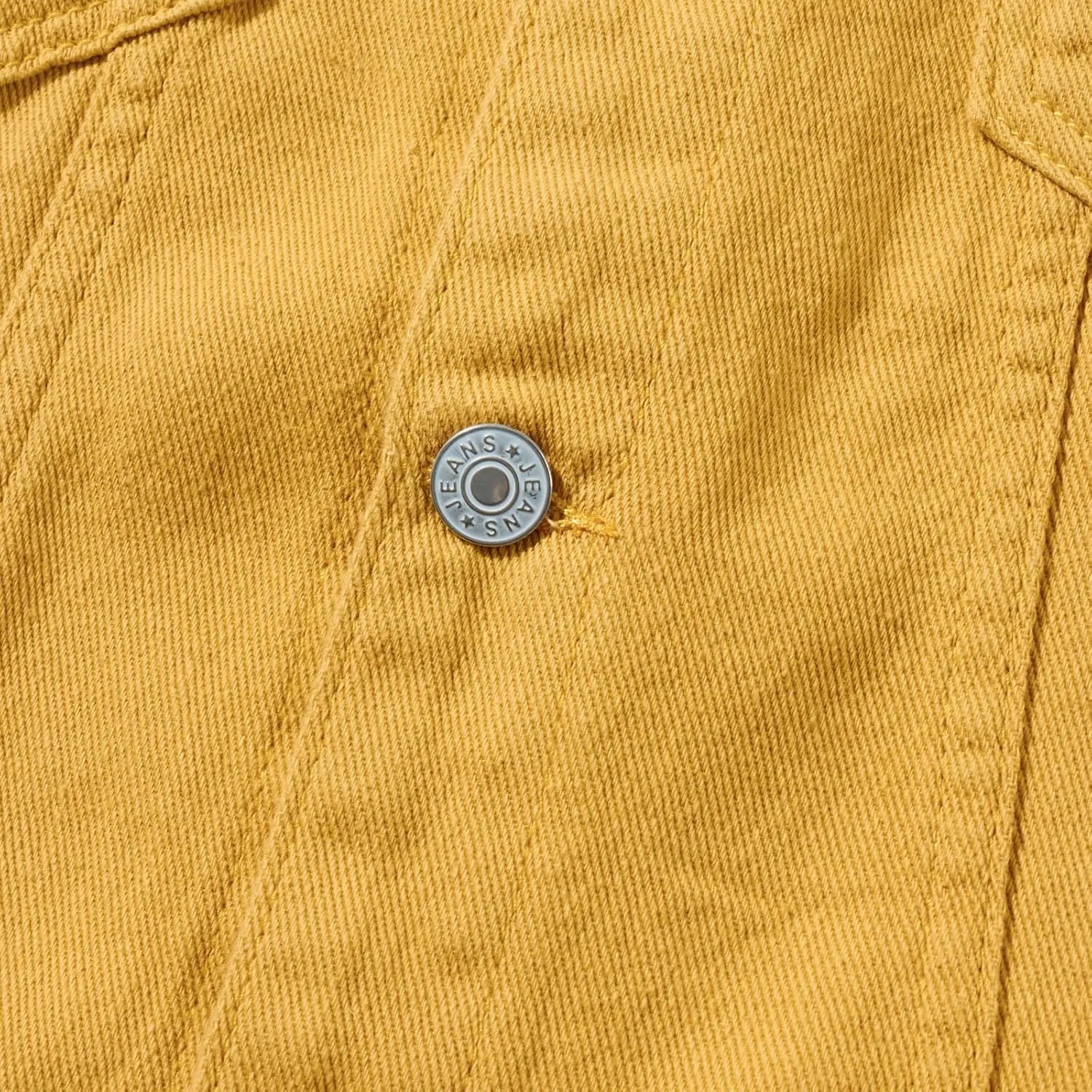 FOMOYUU Women's Cropped Denim Jacket Button Down Long Sleeve Vintage Casual Jean Coat Classic Trucker Jacket Outerwear