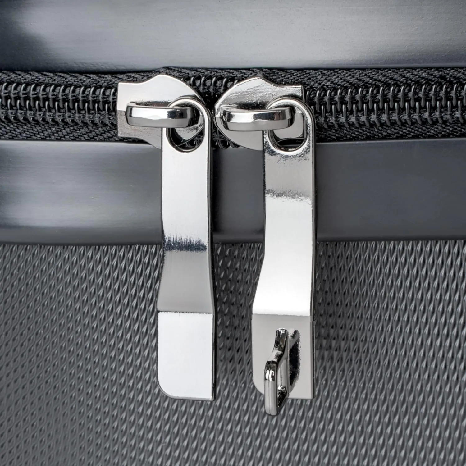 June in Color Nope.  Durable Hard-Shell Carry-On Travel Bag with 360 Spinner Wheels & Secure Lock for Stress-Free Travel