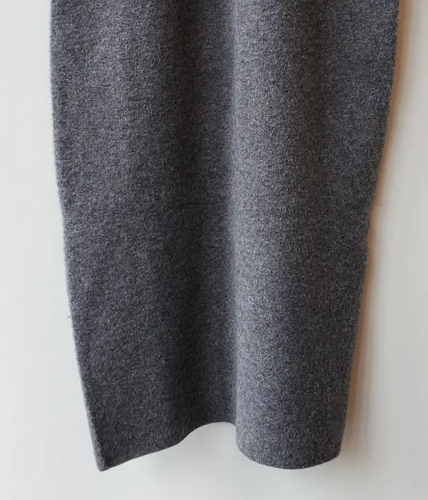 PHEENY/LOOP YARN WHOLEGARMENT SKIRT (CHACOAL)