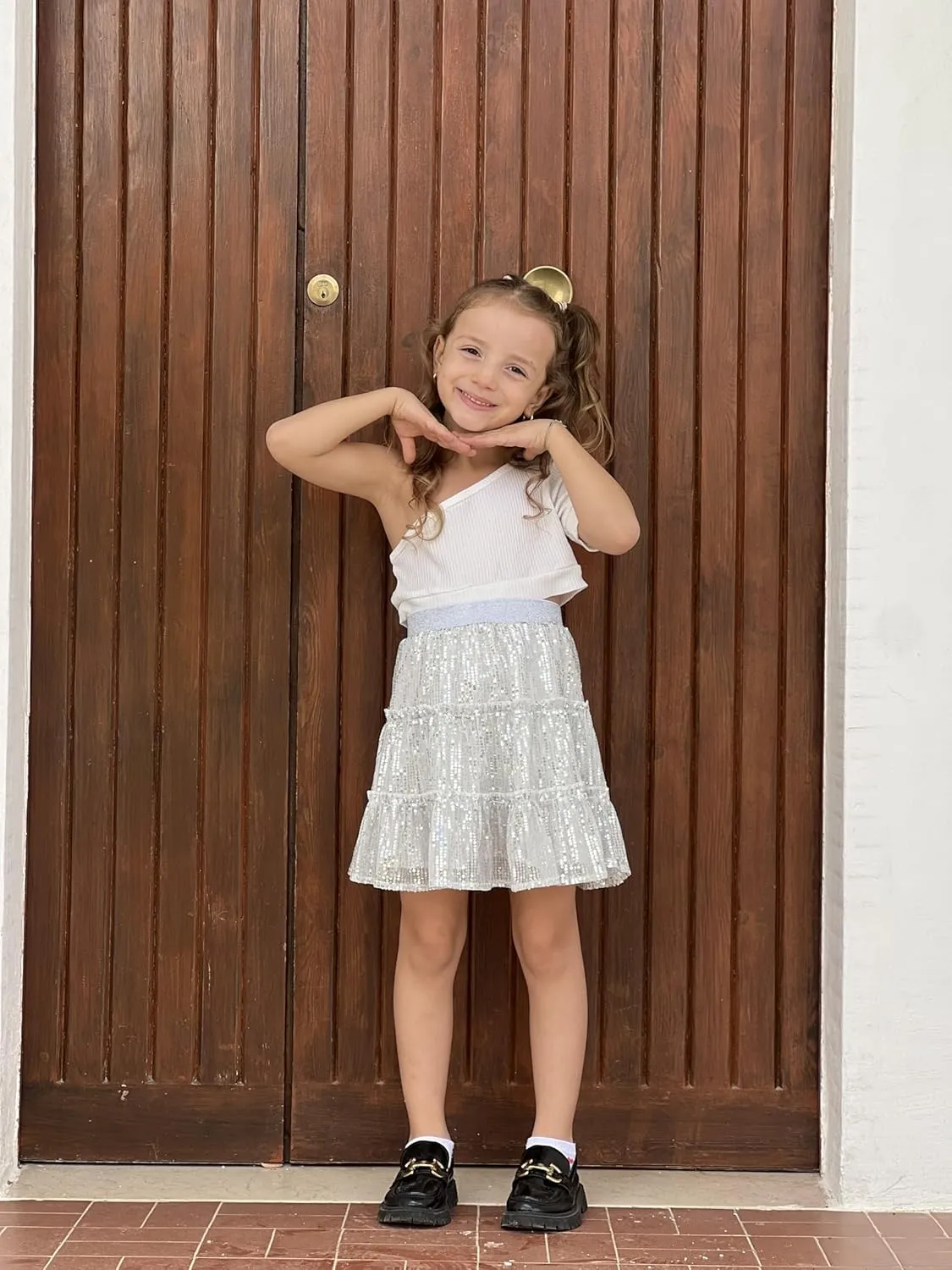 Rolanko Girls Sequin Skirt A-line Tiered Pleated Sparkly Skirt Elastic Waist Metallic Skirt for Party 5-12 Years