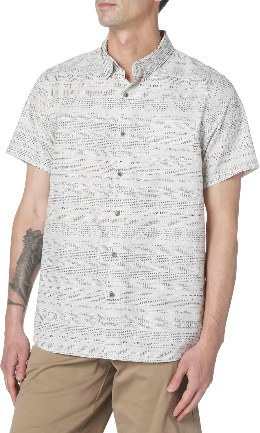 UNIONBAY Men's Short Sleeve Aero Tech Button-up Shirt