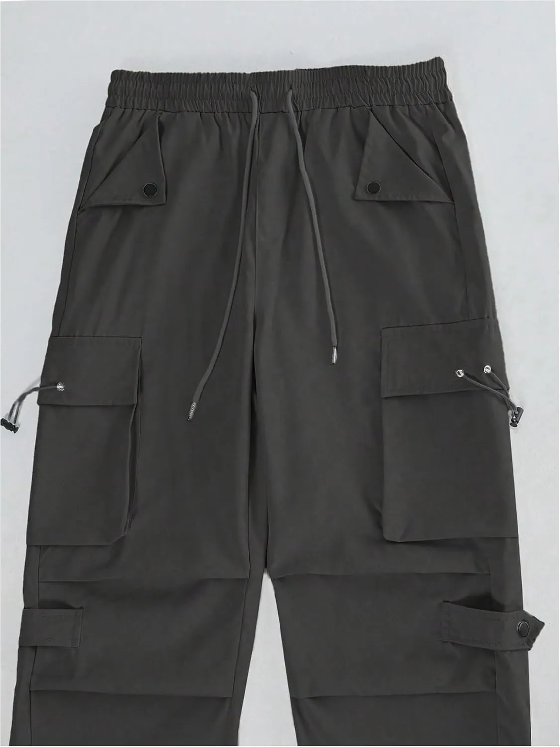 Verdusa Men's Casual Elastic Waist Flap Pockets Loose Cargo Pants Joggers