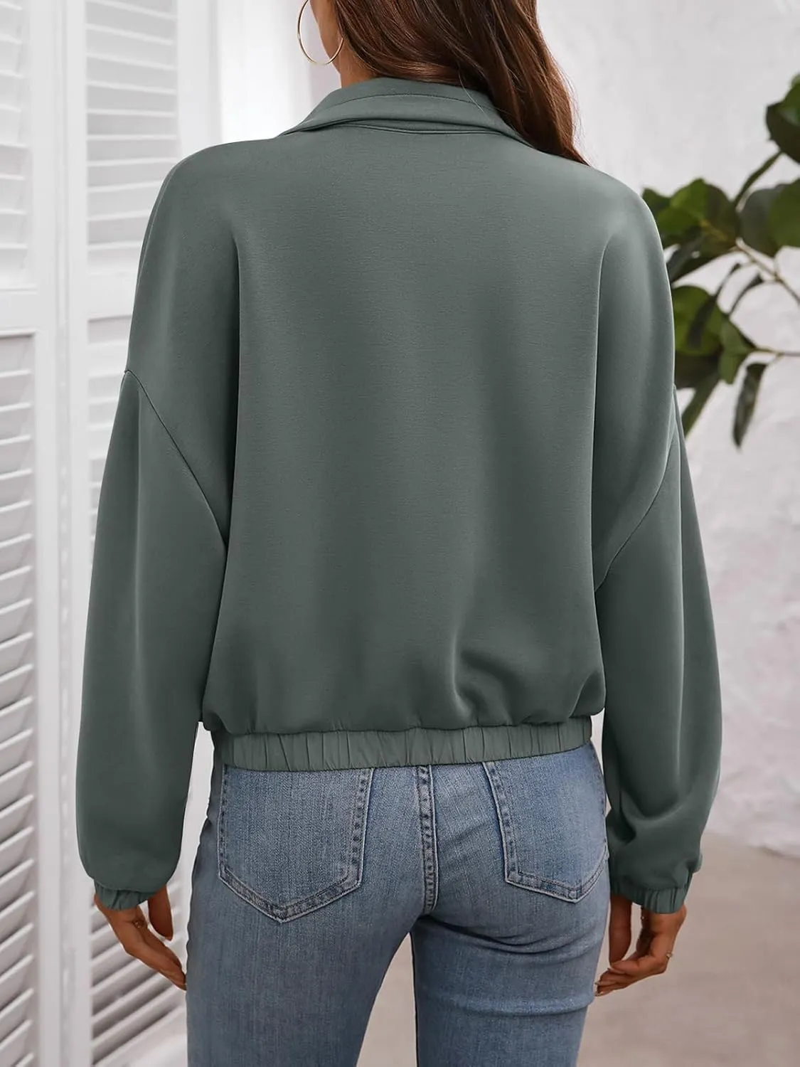 Women's Cropped Oversized Safari Jackets Zip Up Stand Collar Neck Long Sleeve Utility Anorak jacket with Pocket