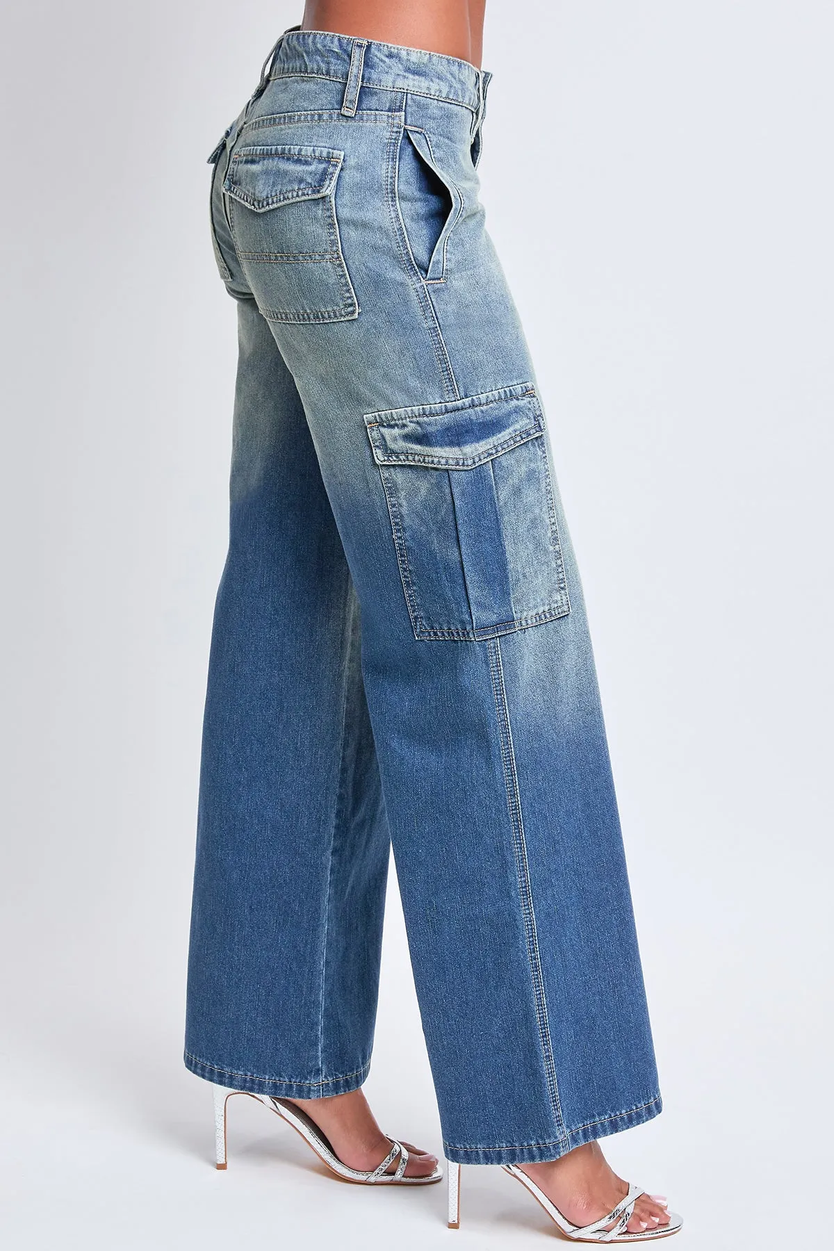 Women's Relax Fit Cargo Wide Leg Jeans